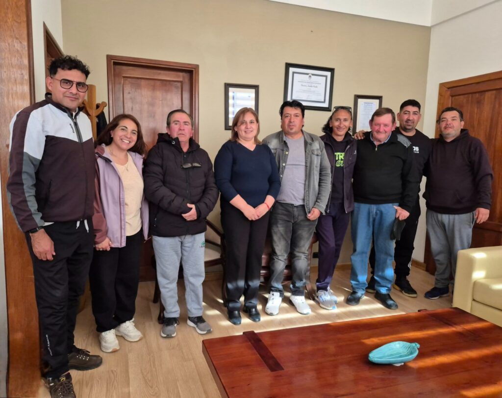 La Intendente Analía Becerra entregó subsidios a clubes deportivos del departamento