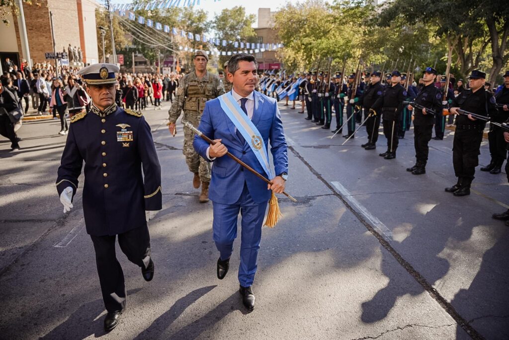 Comenzaron los actos por un nuevo aniversario de la Revolución de Mayo