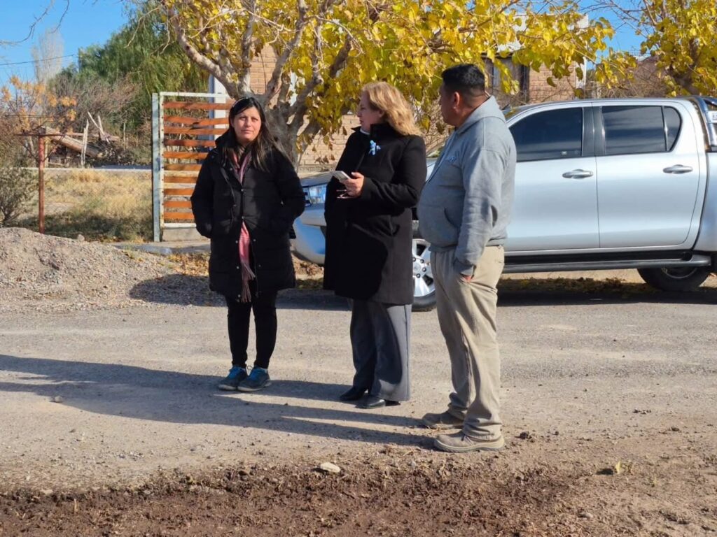 Avanza la construcción de un nuevo playón deportivo en el barrio San Isidro Labrador