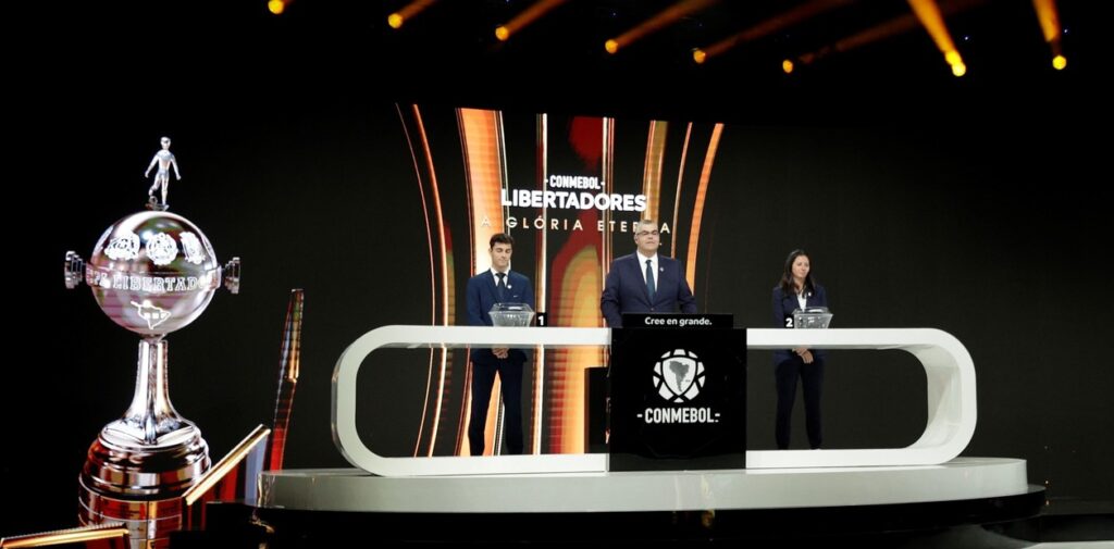 Copa Libertadores 2025: se definieron los días y horarios para los cruces de los octavos de final con River, Racing, Vélez y Estudiantes